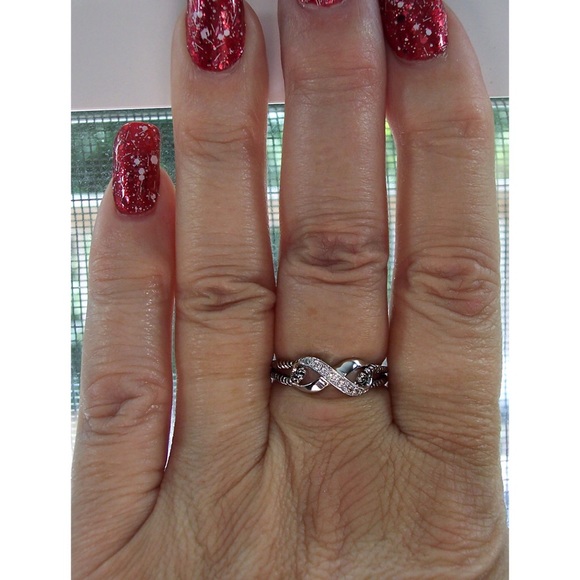 925 STERLING SILVER Infinity Cubic Zirconia Ring - Picture 12 of 16